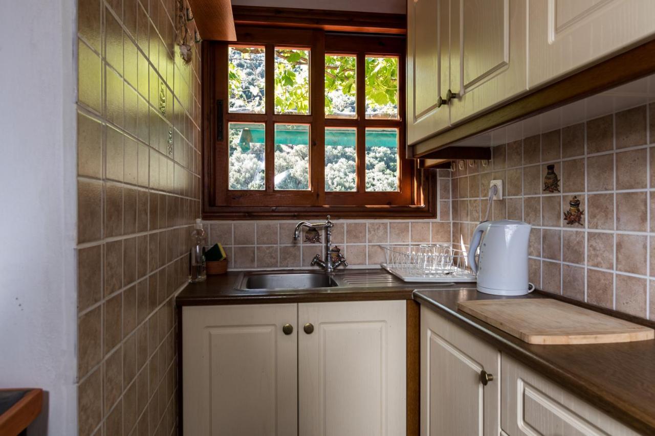 Spitia Anoi Villa Palaiochora Bagian luar foto